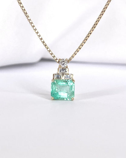 Pendentif Émeraude 0.90 carat &amp; Diamants "Jack" - Elliade Paris