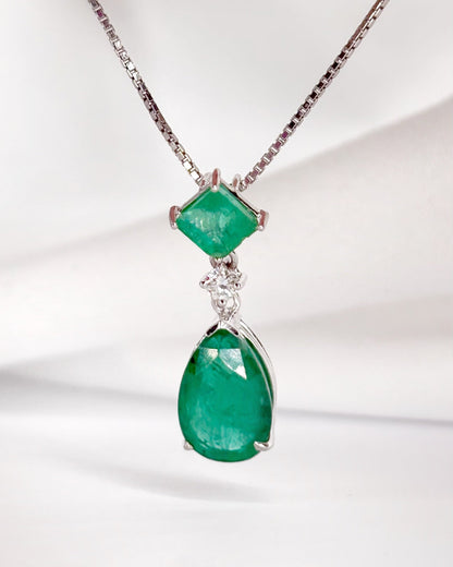 Pendentif Émeraudes 3 carats &amp; Diamant "Joélia" - Elliade Paris