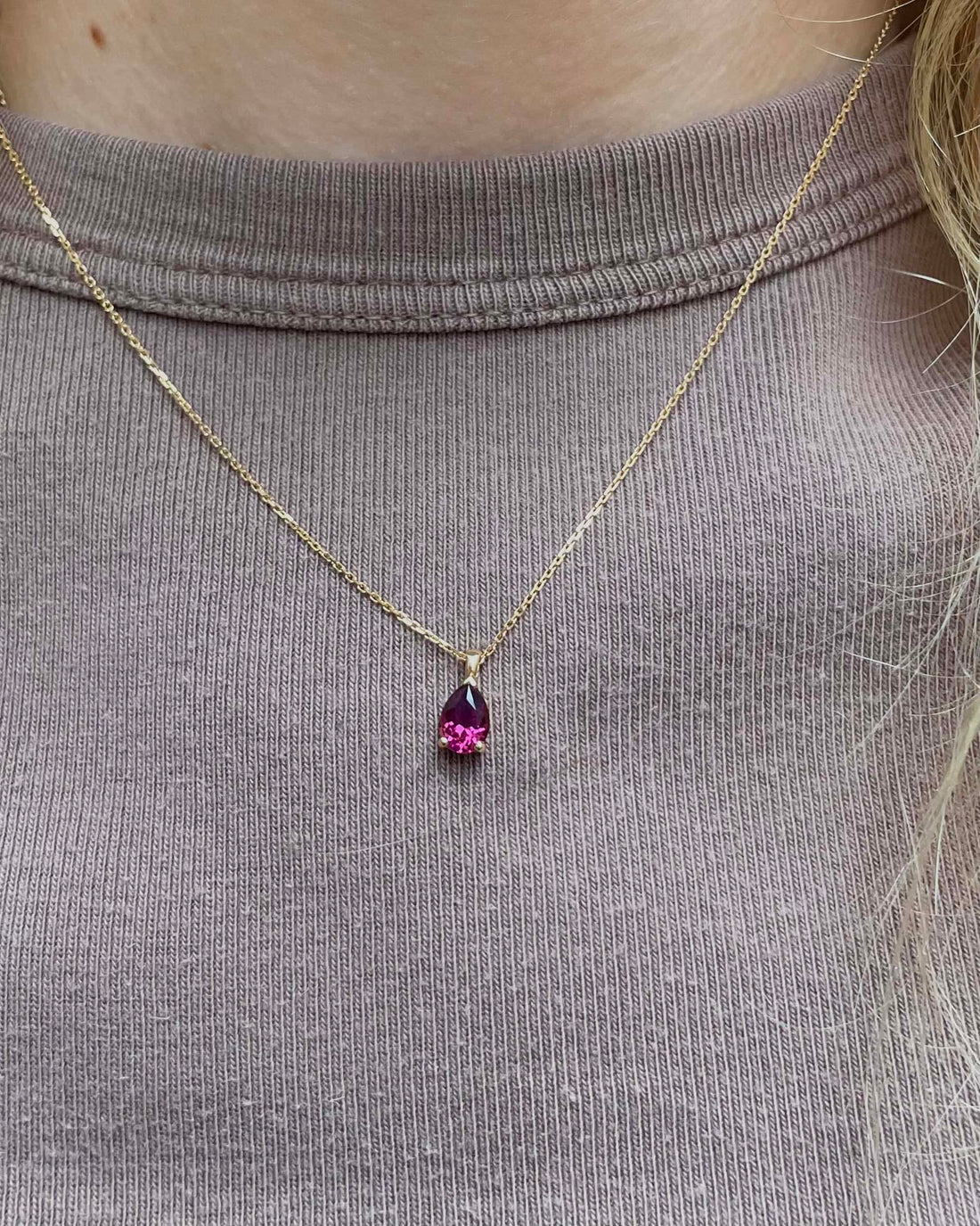 Collier vintage Grenat &quot;Gaelle&quot;