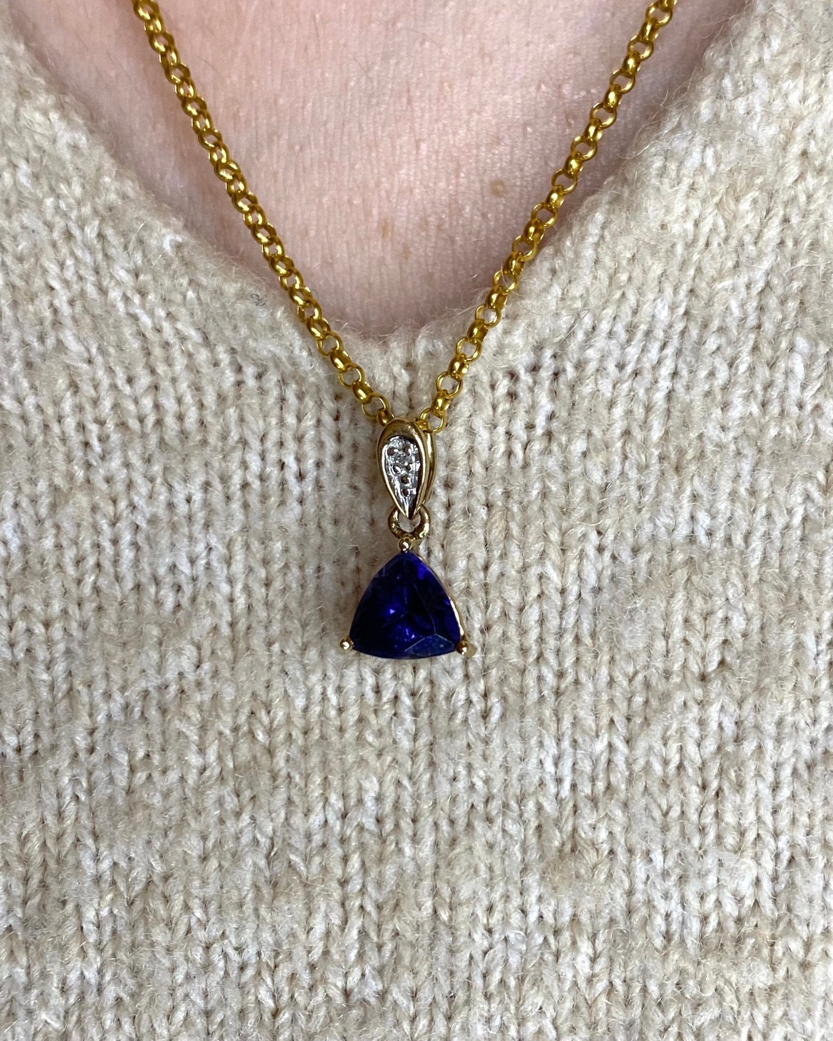 Pendentif Iolite 1.26 carat &amp; Diamant &quot;Oceane&quot; - Elliade Paris