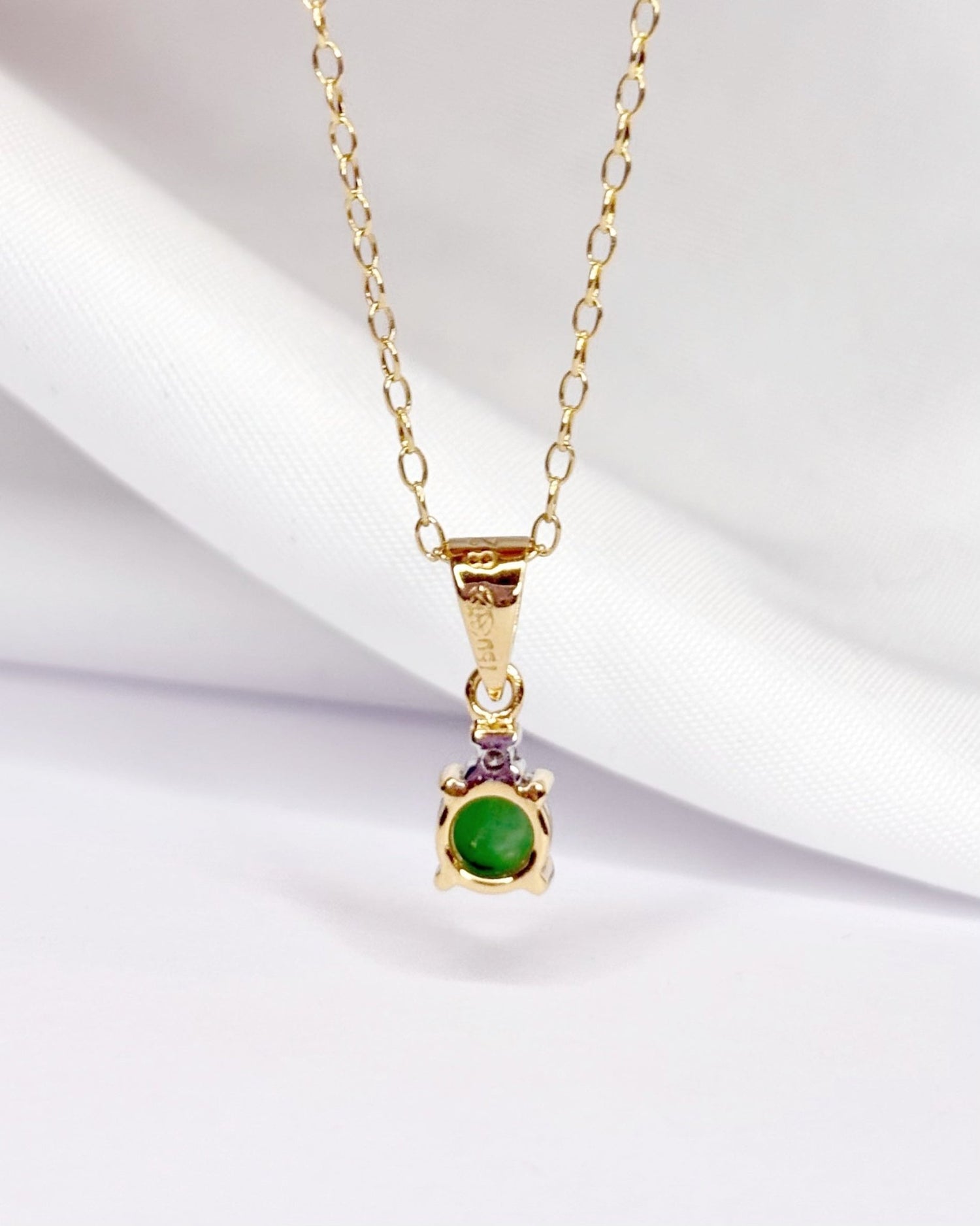 Pendentif Jade 0.45 carat &amp; Diamant "Nadia" - Elliade Paris