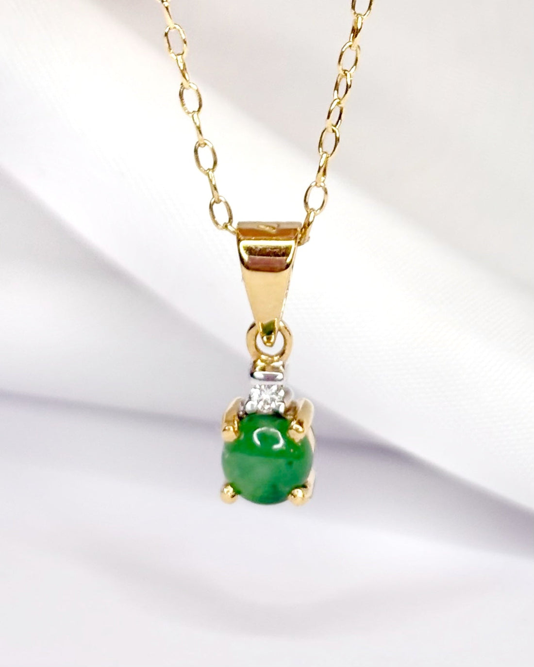 Pendentif Jade 0.45 carat &amp; Diamant "Nadia" - Elliade Paris