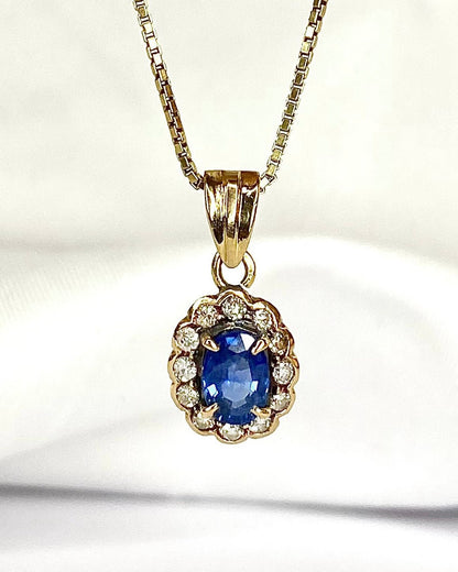 Pendentif Marguerite Saphir 0.56 carat &amp; Diamants 0.24 carat "Taline" - Elliade Paris