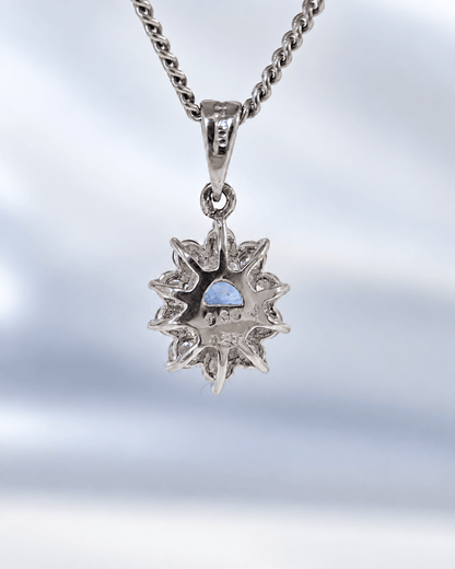Pendentif Marguerite Saphir 0.60 carat &amp; Diamants 0.27 carat "Lucien" - Elliade Paris