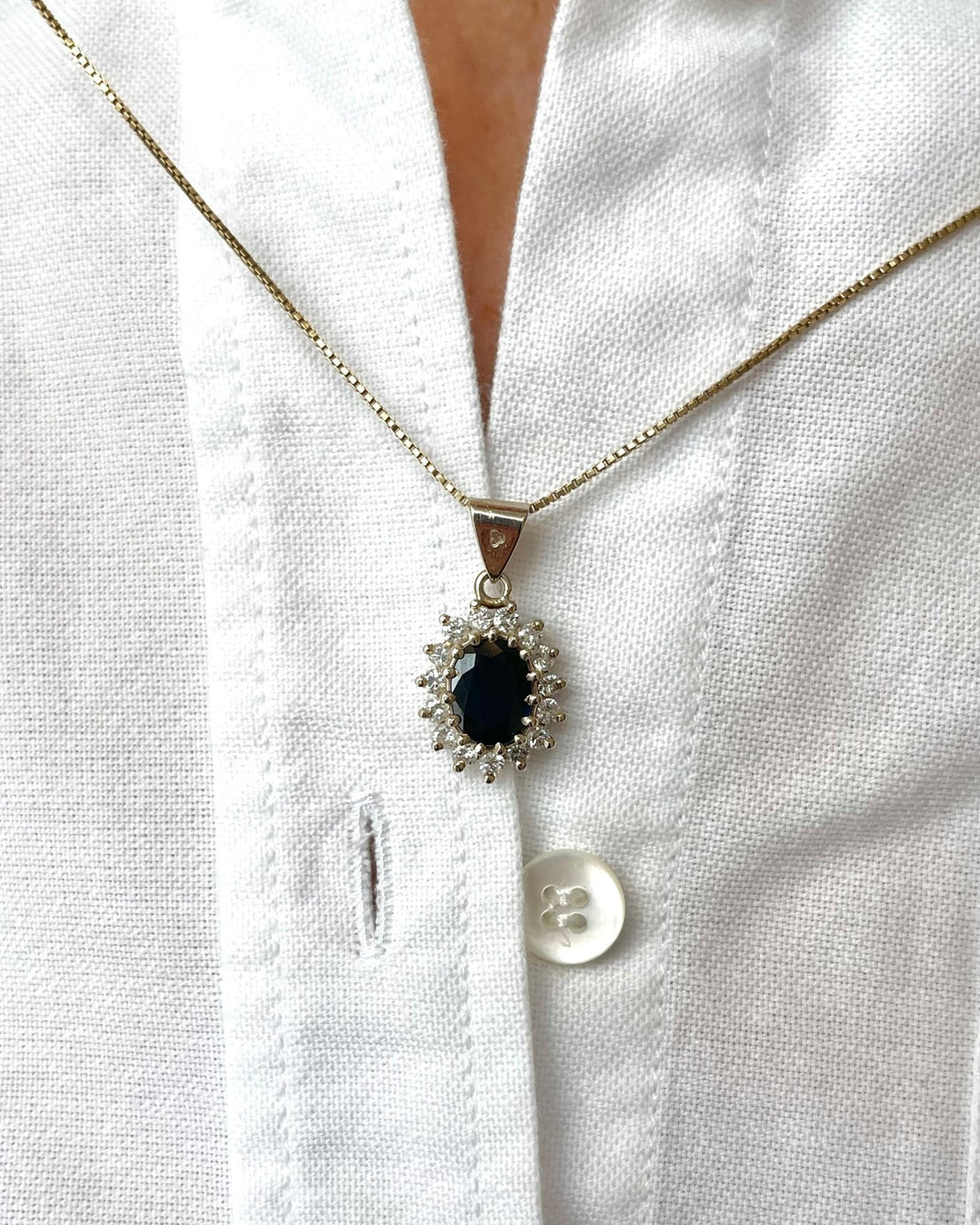 Pendentif Marguerite Saphir 1.65 carat &amp; Diamants 0.35 carat "Aby" - Elliade Paris