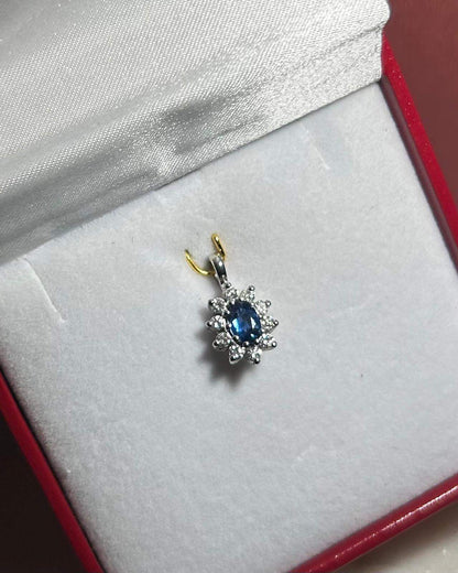 Pendentif Marguerite Saphir &amp; Diamants &quot;Maéla&quot; - Elliade Paris