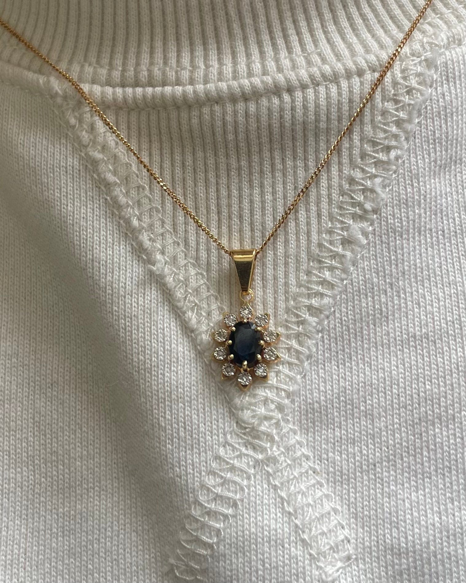 Pendentif Marguerite Saphir &amp; Diamants « Méline » - Elliade Paris