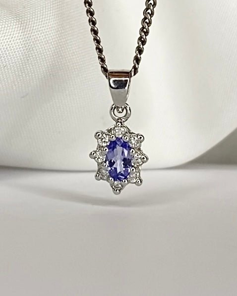 Pendentif Marguerite Tanzanite &amp; 8 Diamants &quot;Léonie&quot; - Elliade Paris