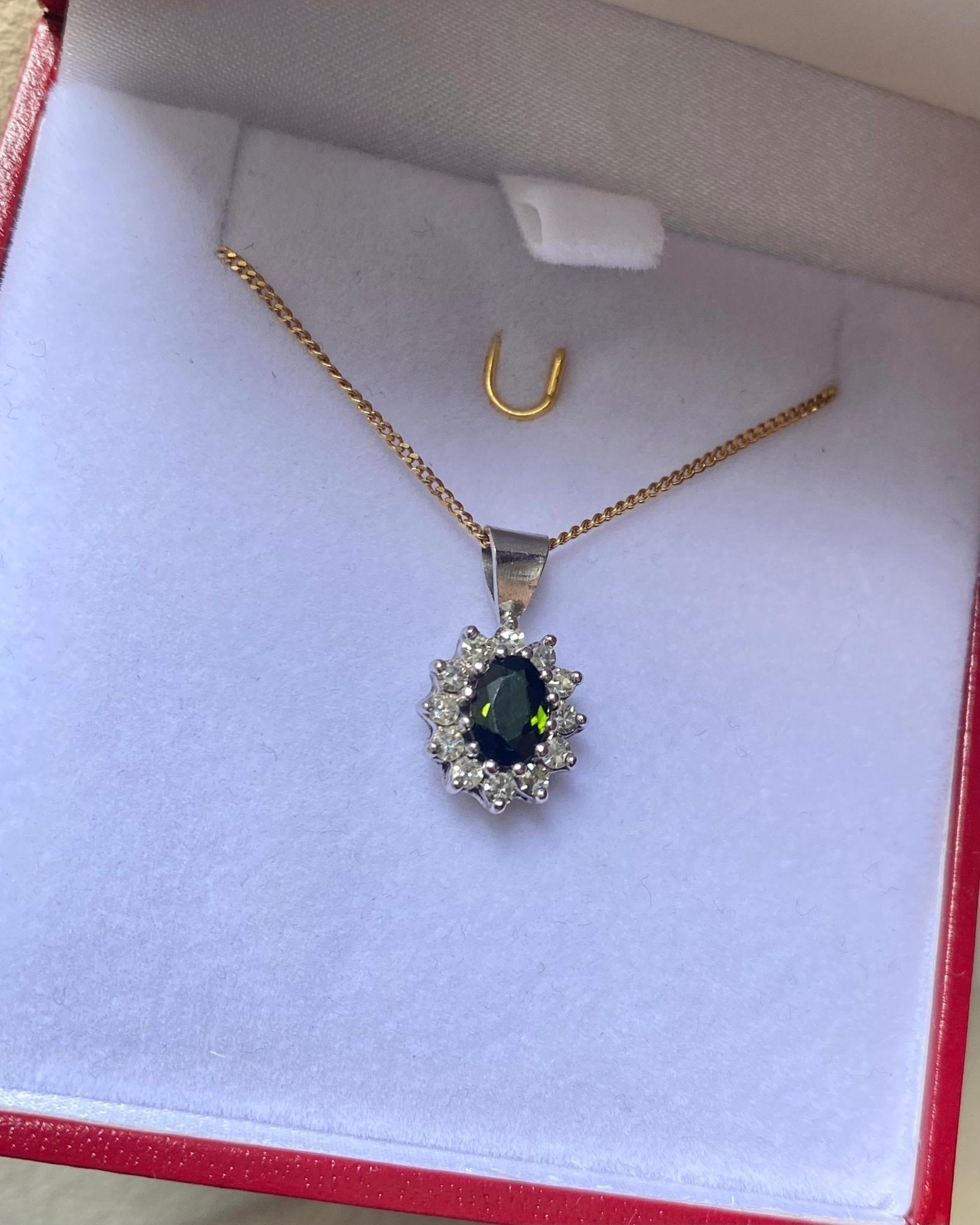 Pendentif Marguerite Tourmaline 0.80 carat &amp; Diamants &quot;Naomi&quot; - Elliade Paris
