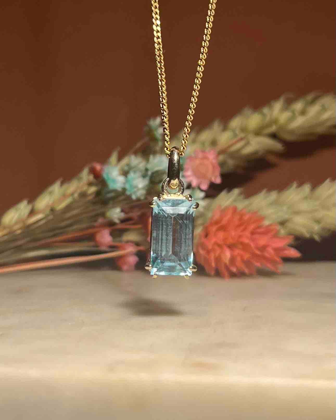 Pendentif &quot;Marianne&quot; Aigue - Marine 3 carats - Elliade Paris