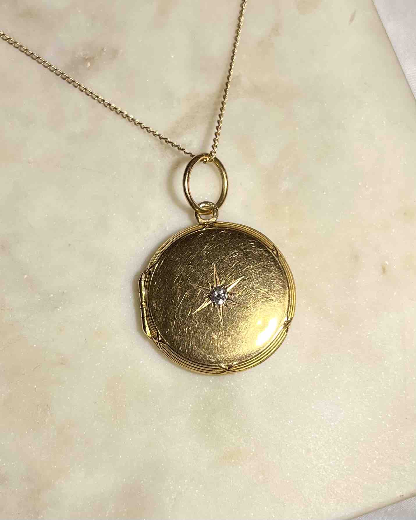 Pendentif médaillon ouvrant Or &amp; Diamant "Paulina" - Elliade Paris