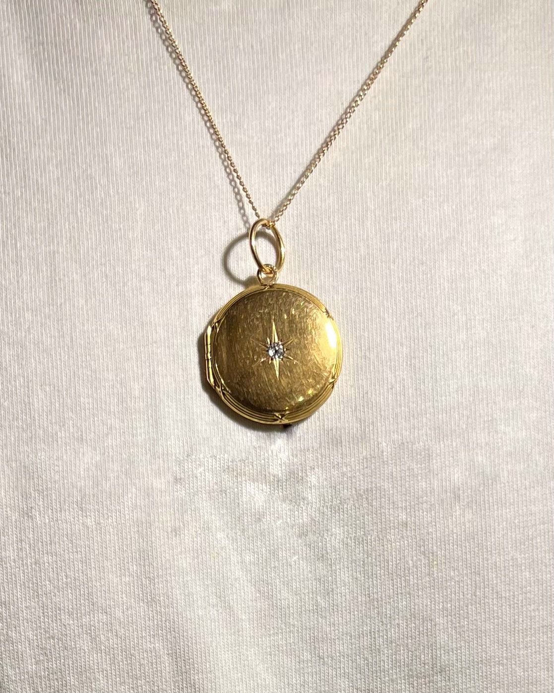 Pendentif médaillon ouvrant Or &amp; Diamant &quot;Paulina&quot; - Elliade Paris