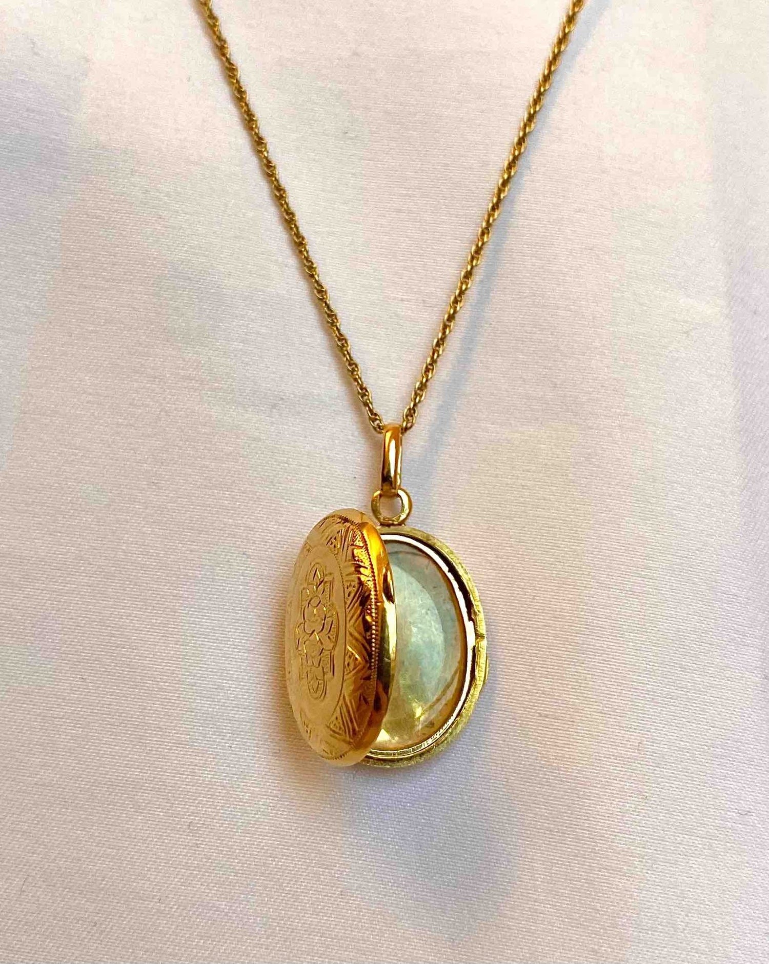 Pendentif médaillon ouvrant or &quot;Zélie&quot; - Elliade Paris