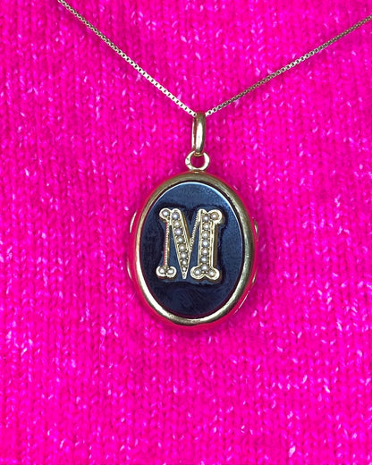 Pendentif Médaillon Ouvrant XIXème Onyx, Perles &amp; Or Jaune 10.66g "Mylène" - Elliade Paris