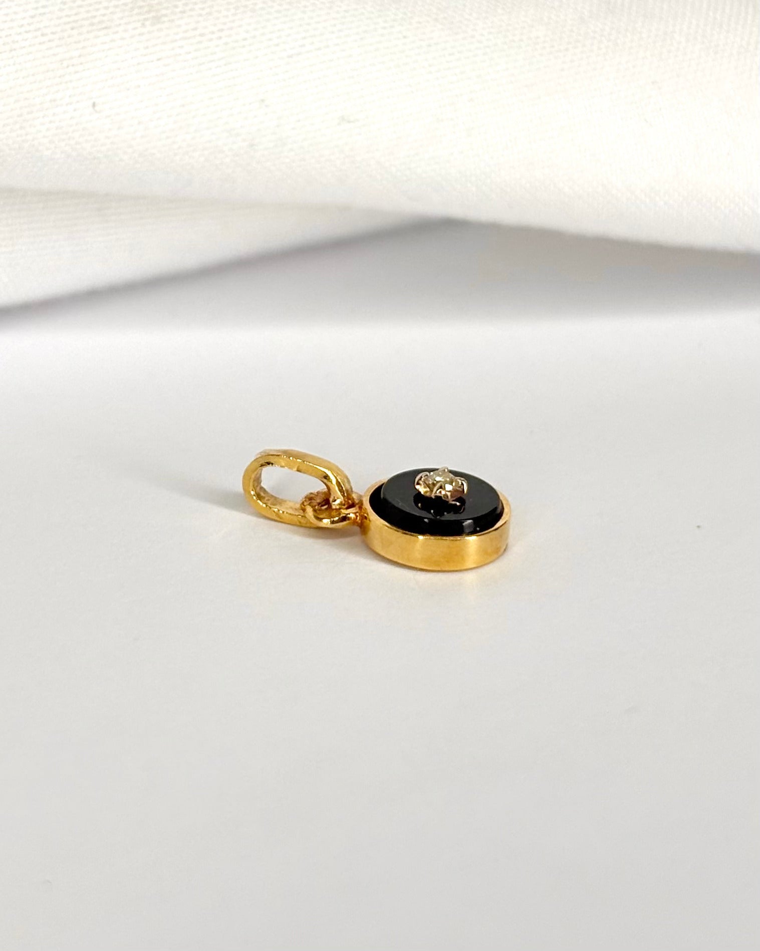 Pendentif Onyx &amp; Diamant "Rita" - Elliade Paris