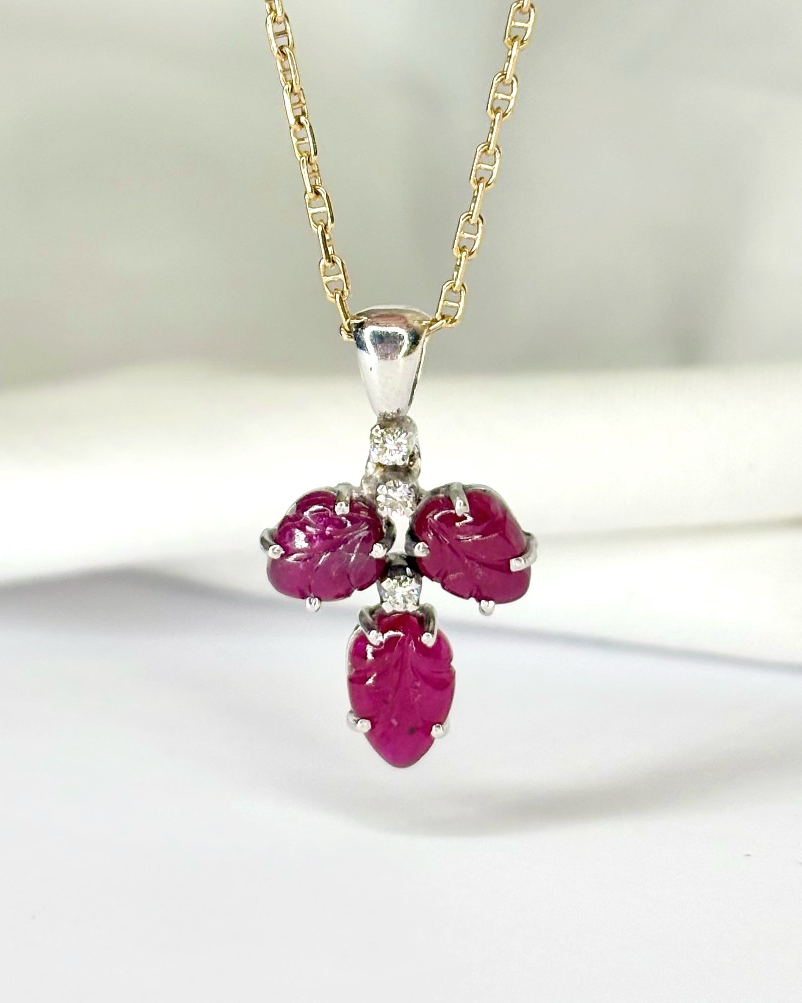 Pendentif Rubis 2.80 carats &amp; Diamants "Tanina" - Elliade Paris