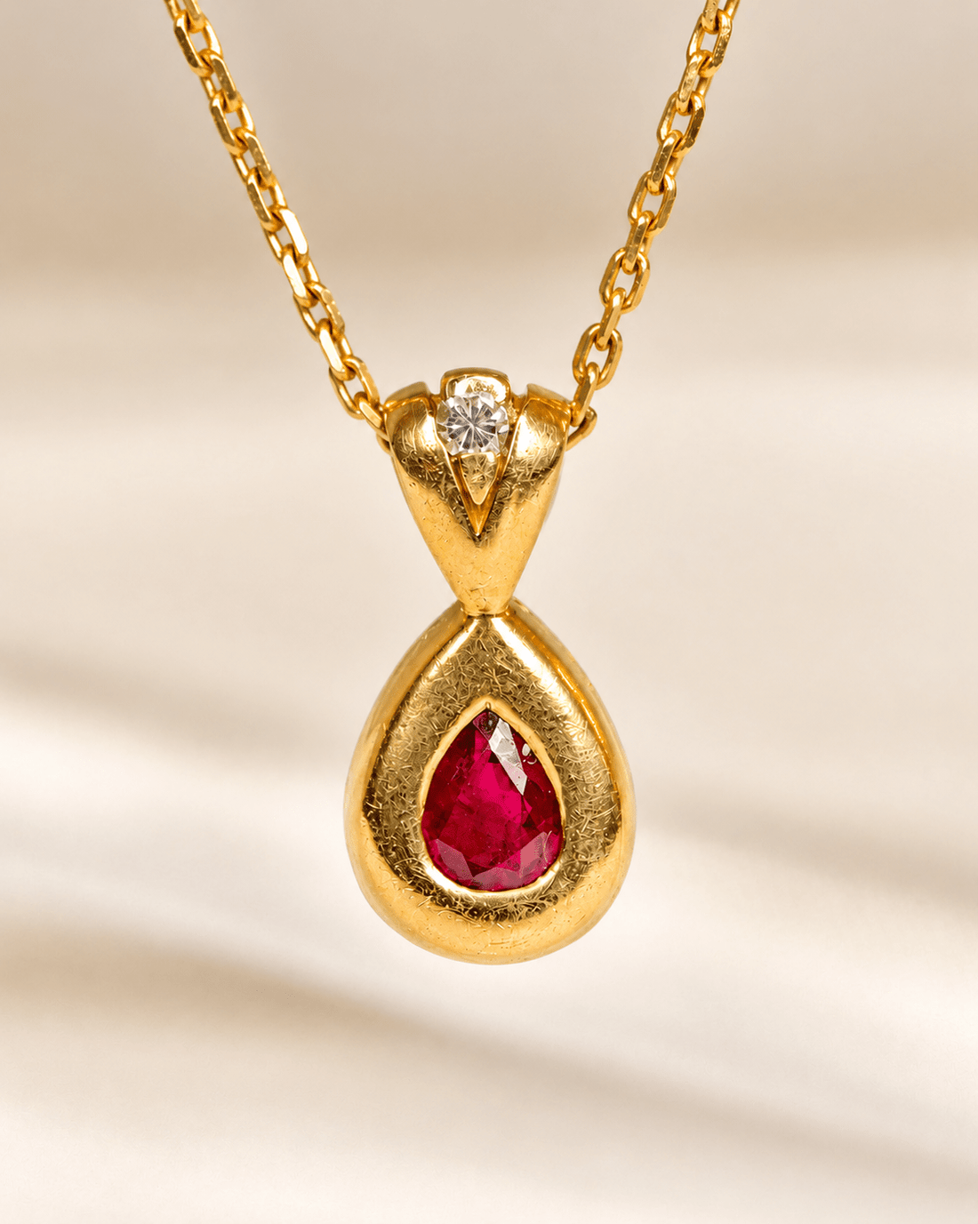 Pendentif Rubis &amp; Diamant "Gladys" - Elliade Paris
