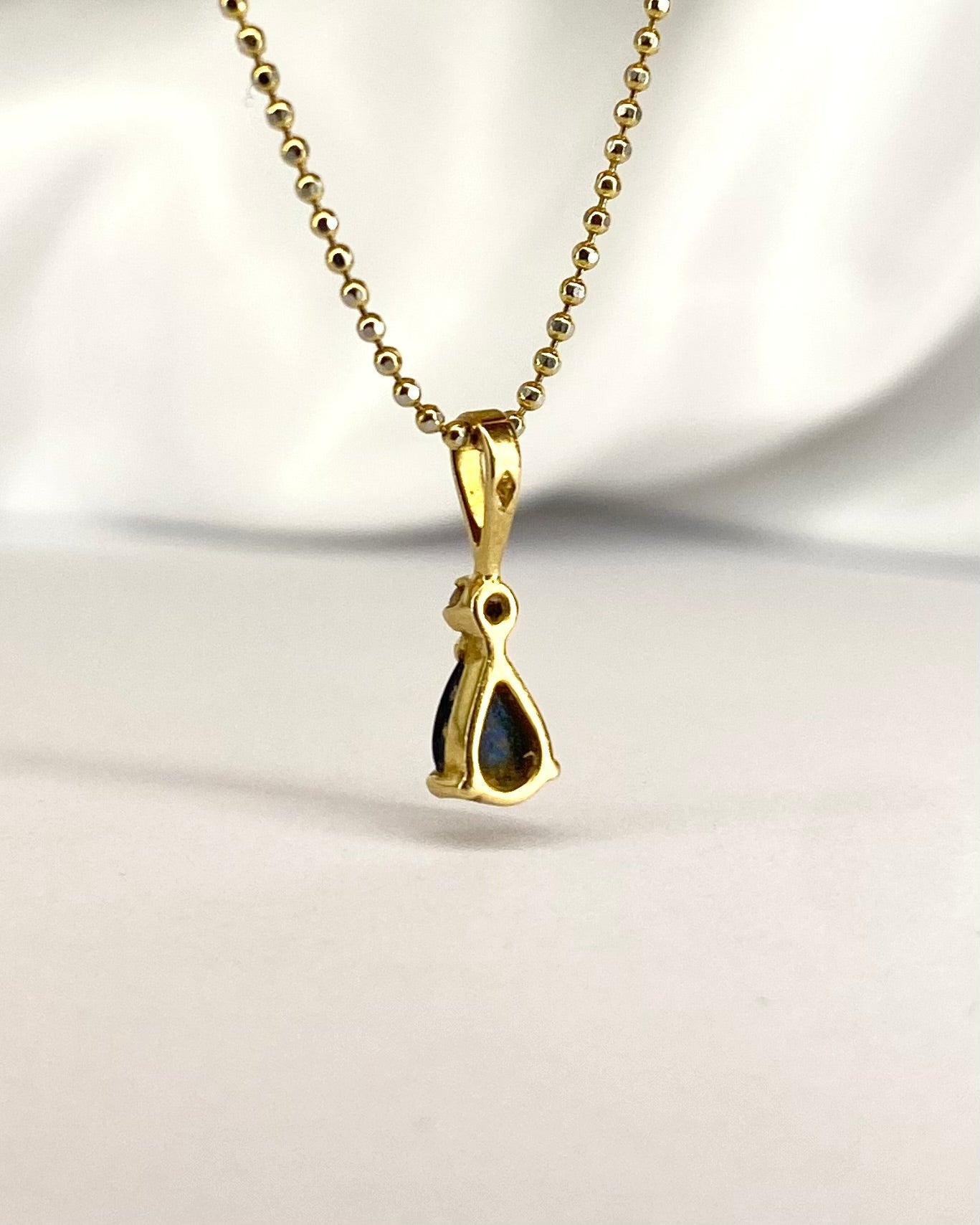 Pendentif Saphir 0.30 carat &amp; Diamant "Ana" - Elliade Paris