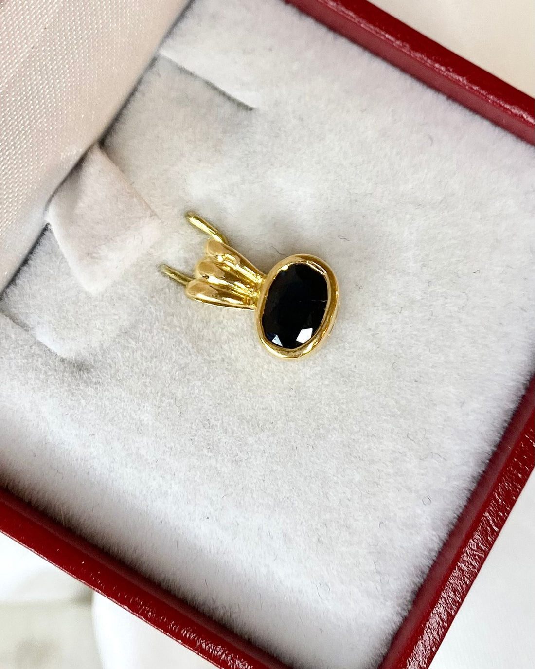 Pendentif Saphir 0.90 carat &quot;Louanne&quot; - Elliade Paris