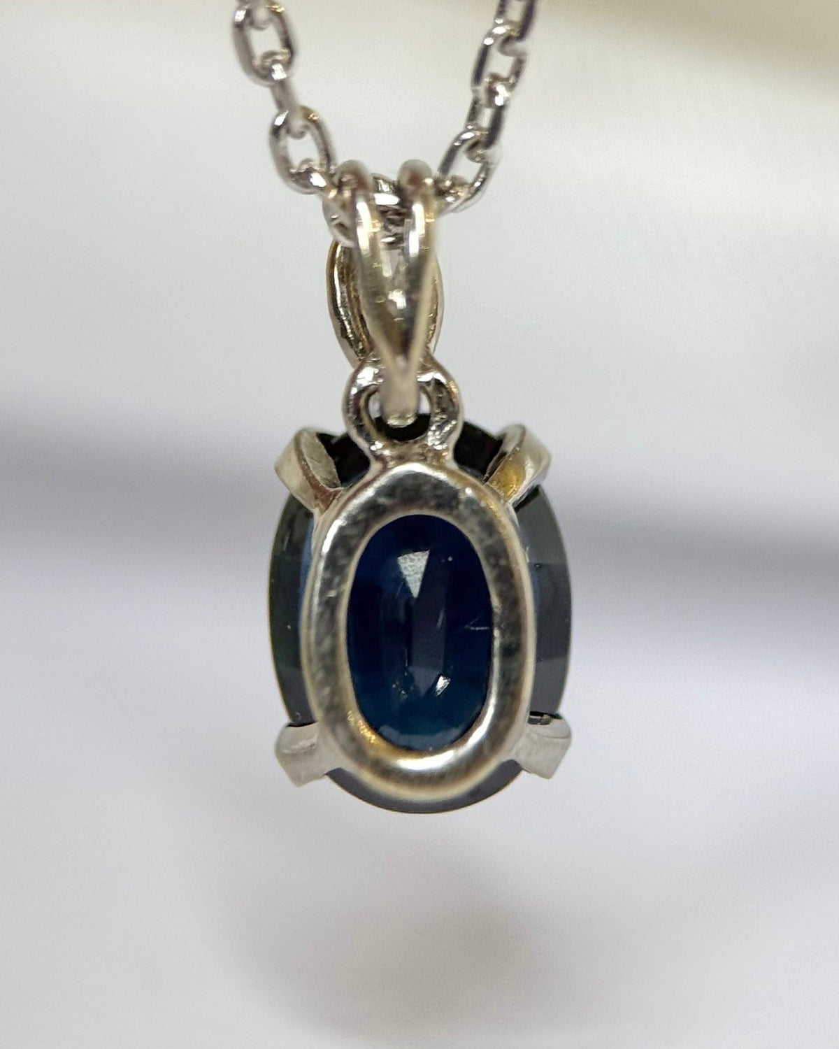 Pendentif Saphir 1.50 carat &amp; Diamant "Elora" - Elliade Paris