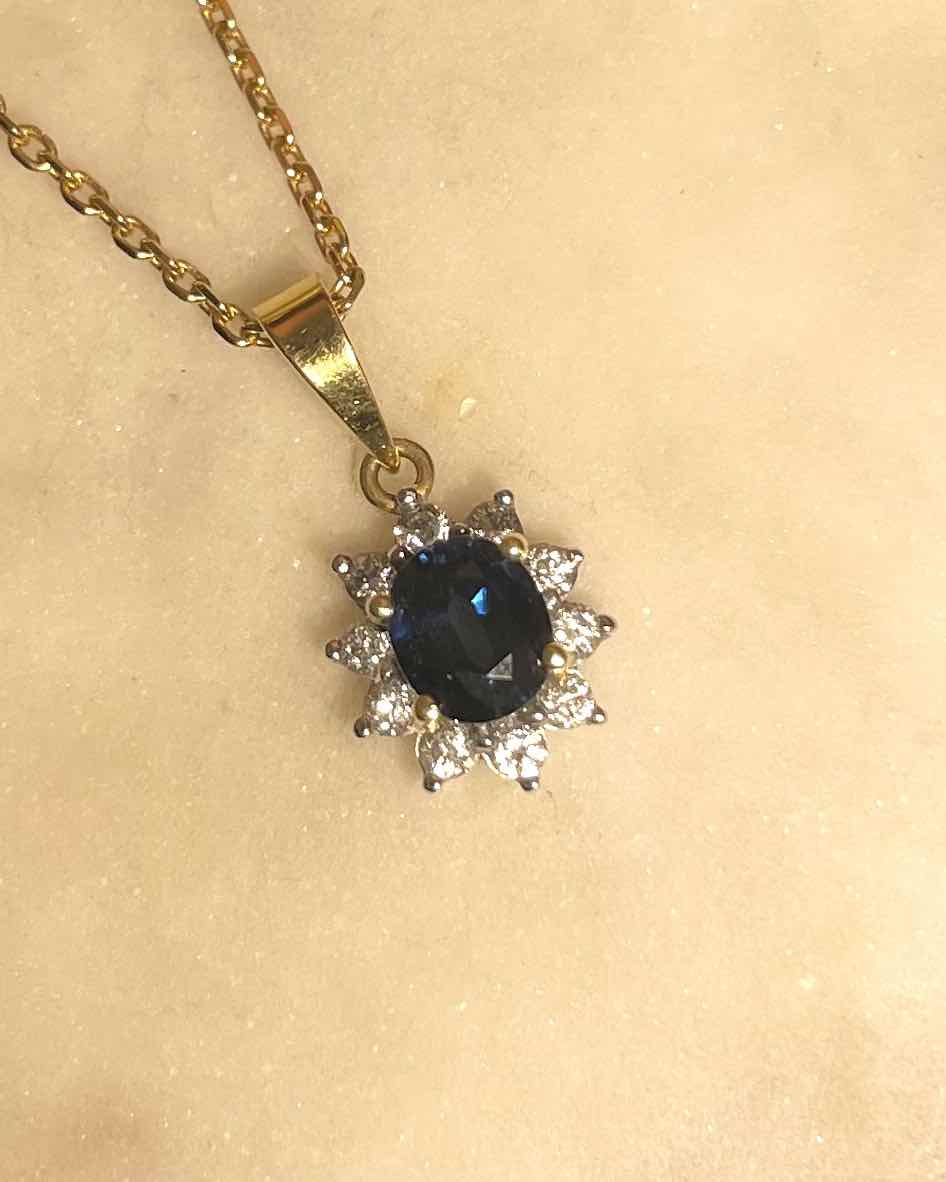 1 Carat Sapphire &amp;amp; Diamond Daisy Pendant "Elyna"