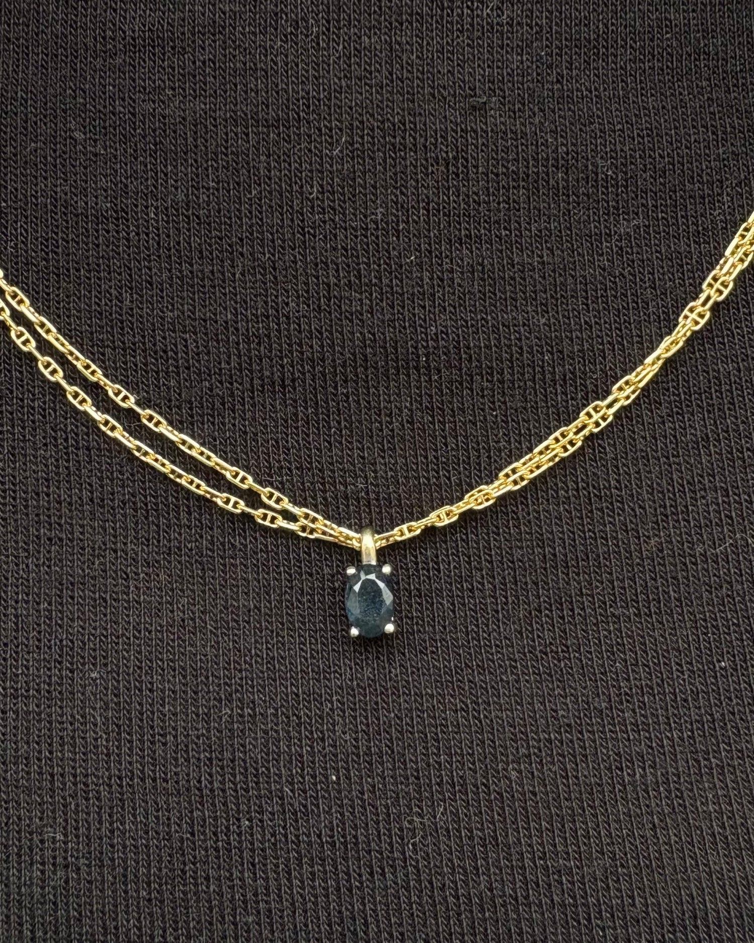 Pendentif Saphir Ovale 0.66 carat &quot;Adrianne&quot; - Elliade Paris