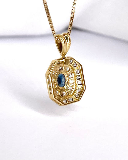 Pendentif Style Art - Déco Saphir 0.42 carat &amp; 28 Diamants "Mélina" - Elliade Paris