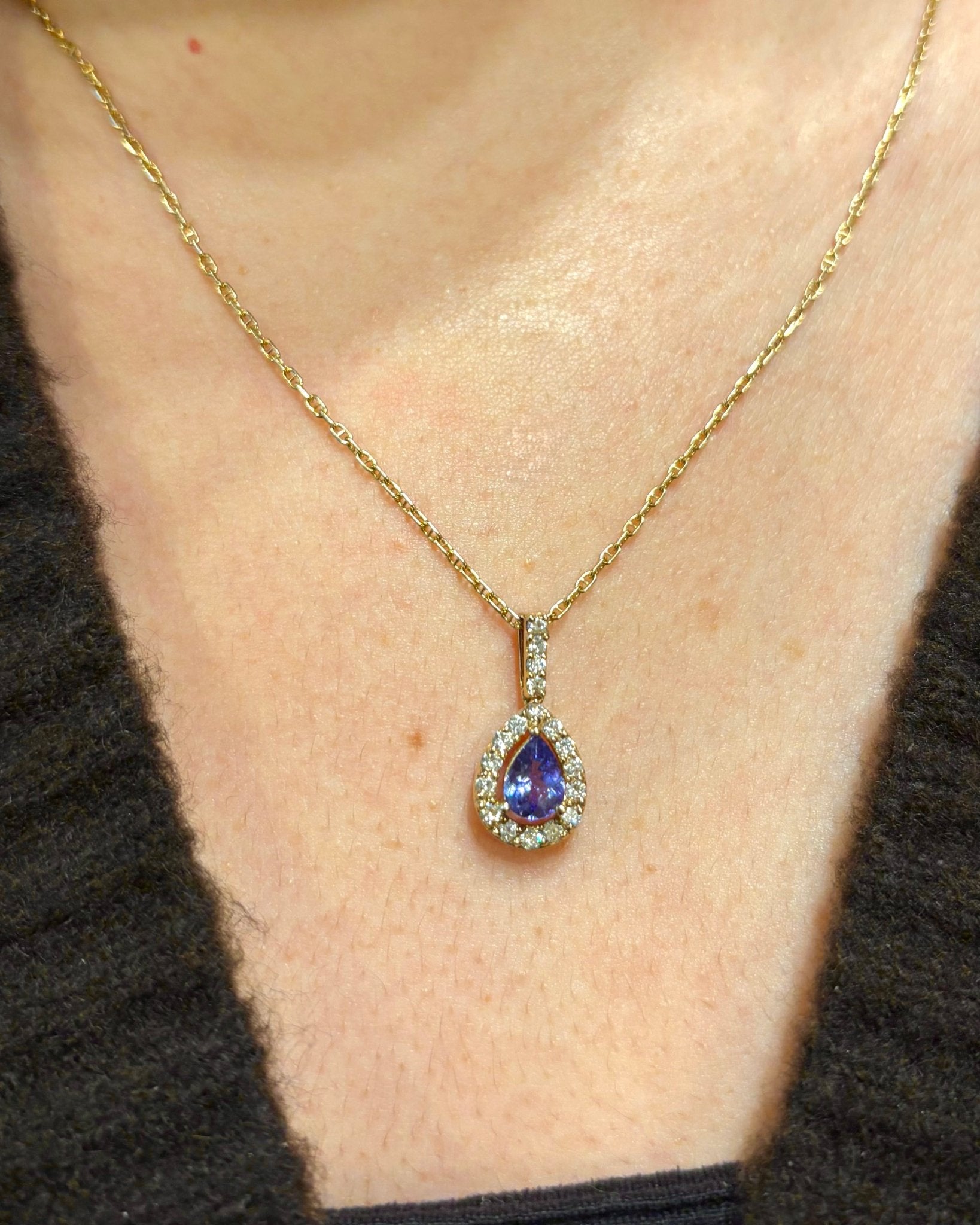 Pendentif Tanzanite 0.80 carat &amp; Diamants 0.36 carat "Erika" - Elliade Paris
