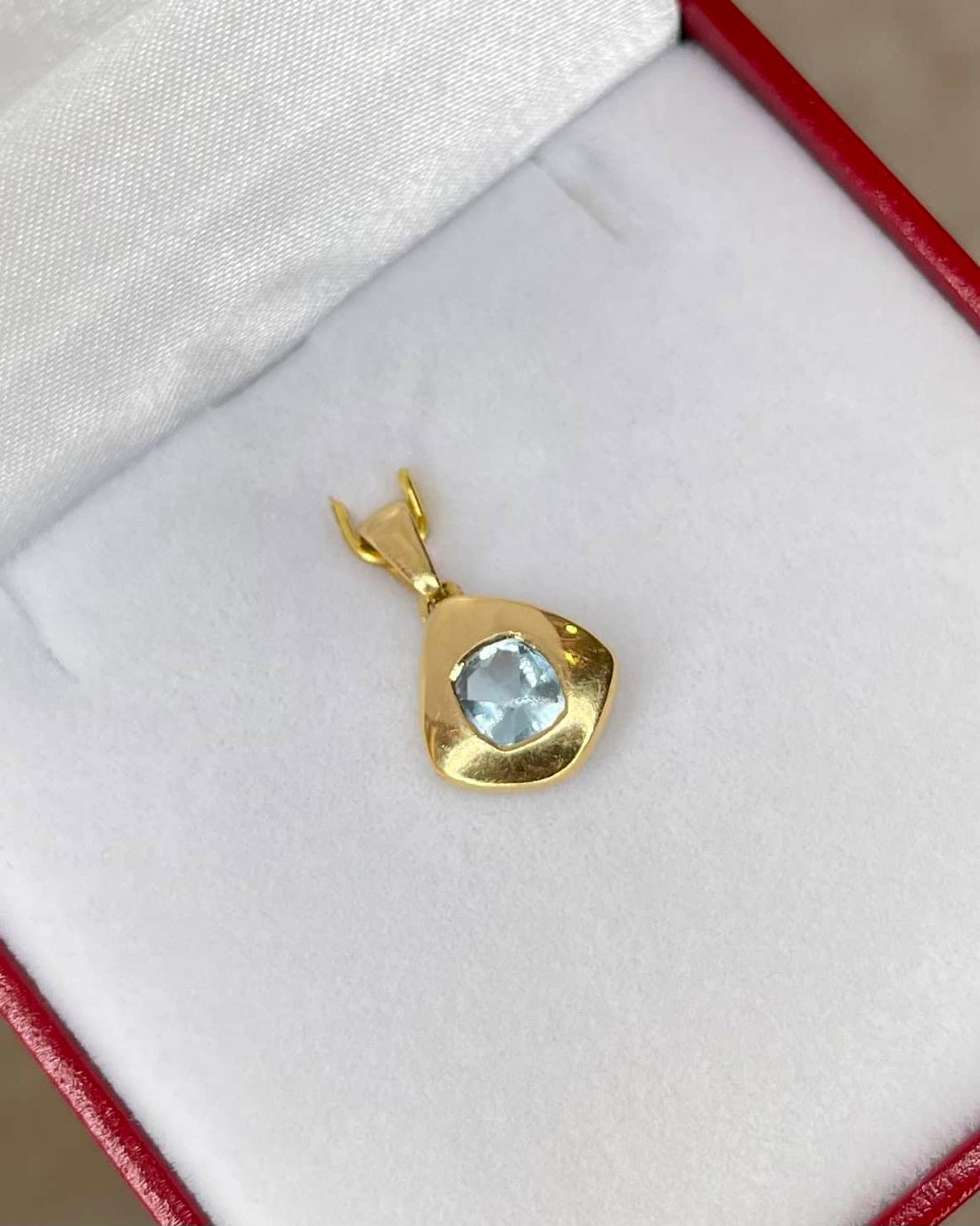 Pendentif Topaze 0.80 carat &quot;Victoria&quot; - Elliade Paris