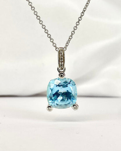 Pendentif Topaze 6.25 carats &amp; 6 Diamants "Sally" - Elliade Paris