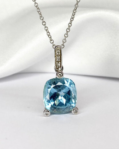 Pendentif Topaze 6.25 carats &amp; 6 Diamants &quot;Sally&quot; - Elliade Paris