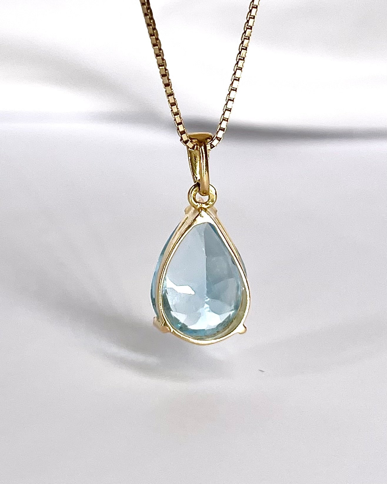 Pendentif Topaze 7.25 carats "Nour" - Elliade Paris