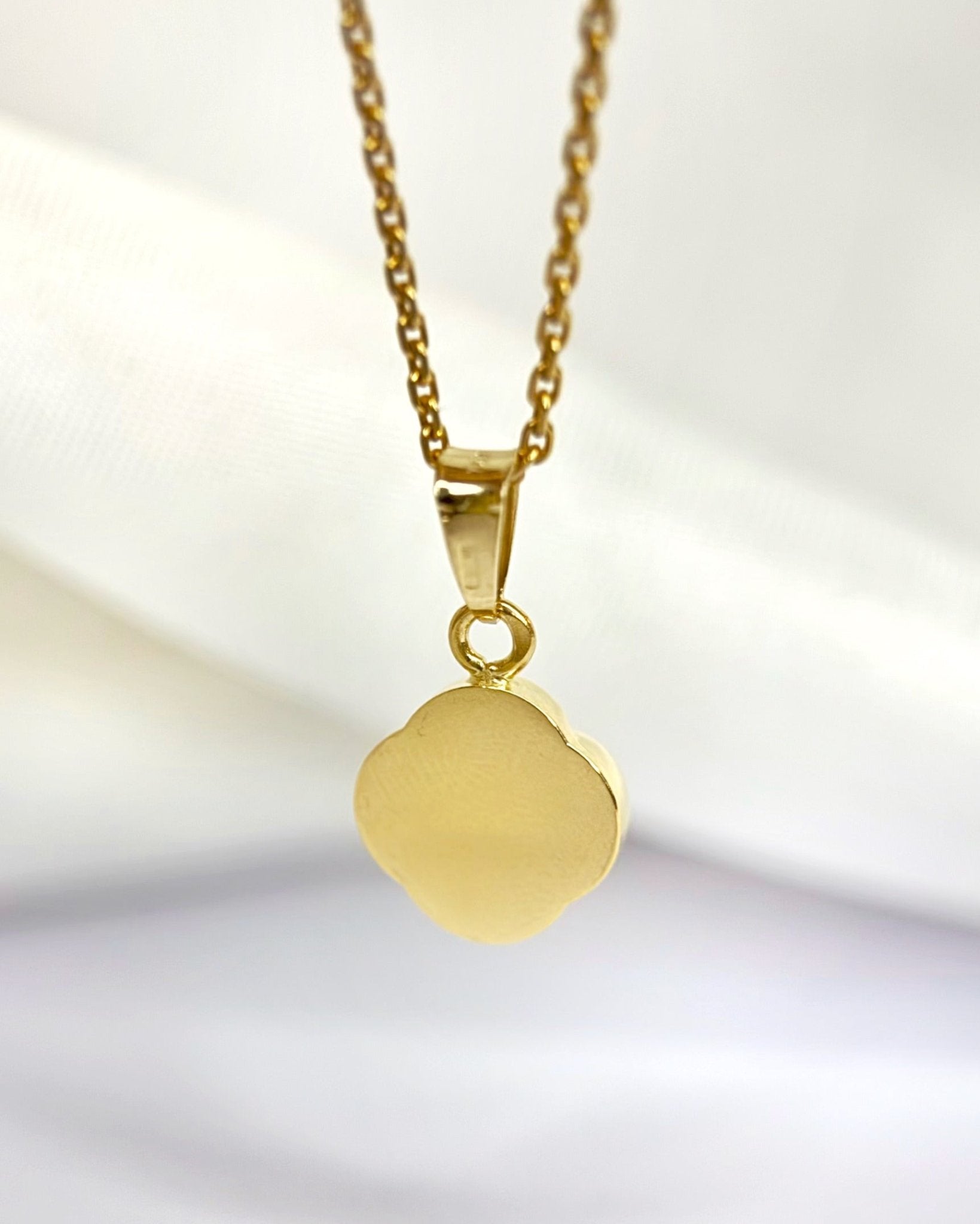 Pendentif Tourbillon Or Jaune 18 carats "Isidore" - Elliade Paris