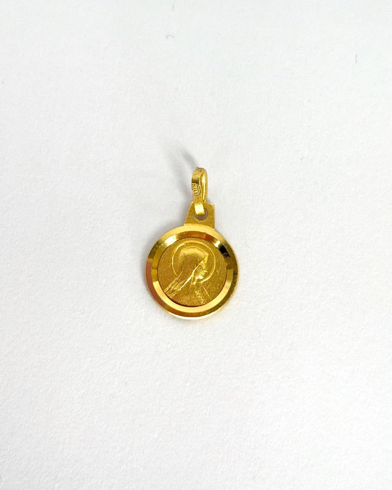 Pendentif Vierge Or Jaune "Gabriella" - Elliade Paris