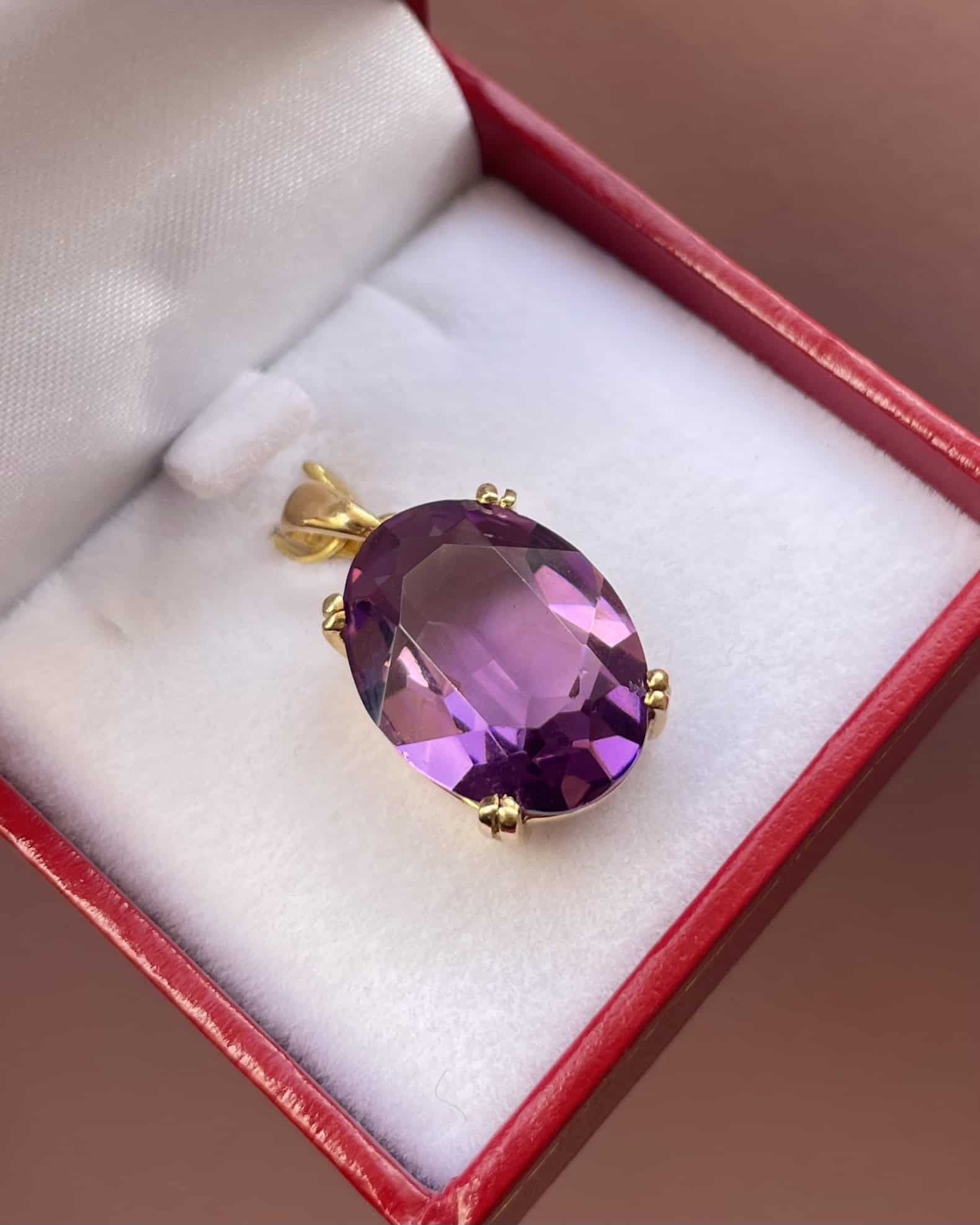 Pendentif Vintage Améthyste 9.25 carats &quot;Awena&quot; - Elliade Paris
