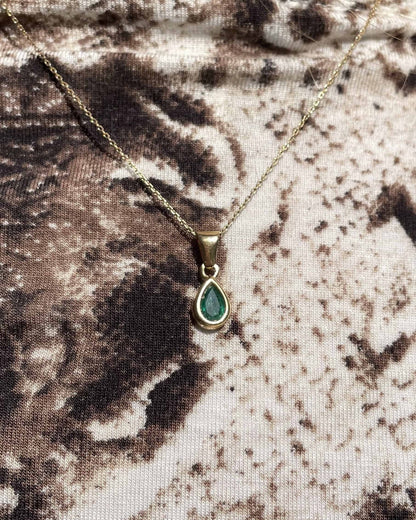Pendentif Vintage Émeraude 0.60 carat &quot;Melissa&quot; - Elliade Paris