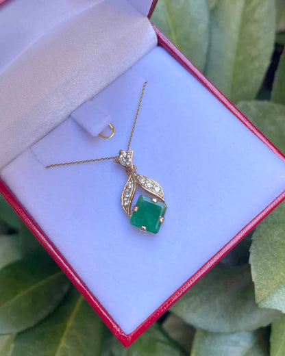 Pendentif Vintage Émeraude 1.70 Carat &amp; Diamants &quot;Azra&quot; - Elliade Paris