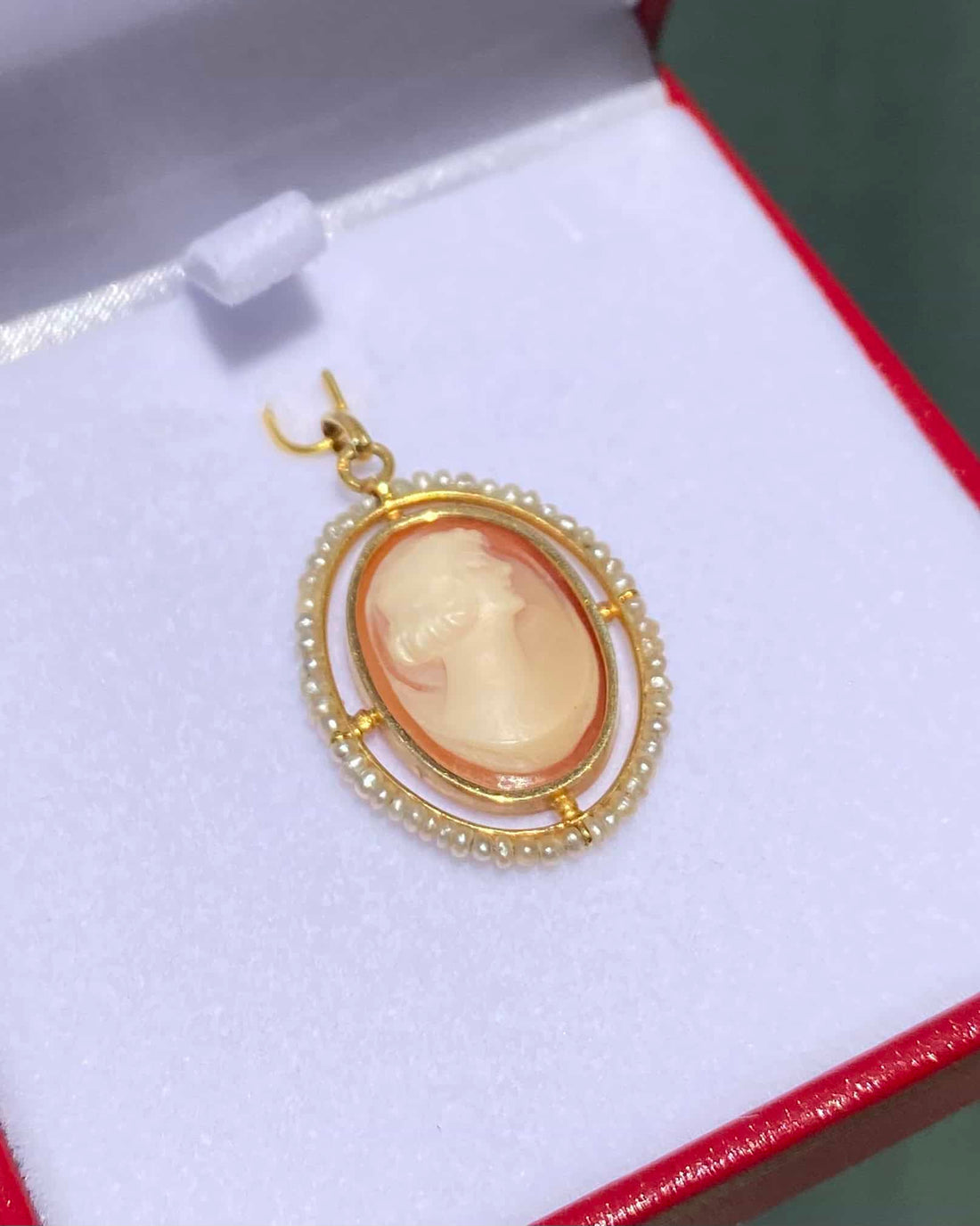 Pendentif Camé &amp; 54 Perles &quot;Johanna&quot;