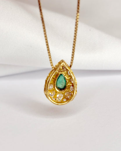 Pendentif Marguerite Poire Émeraude 0.80 carat &amp; 21 Diamants "Sarah"