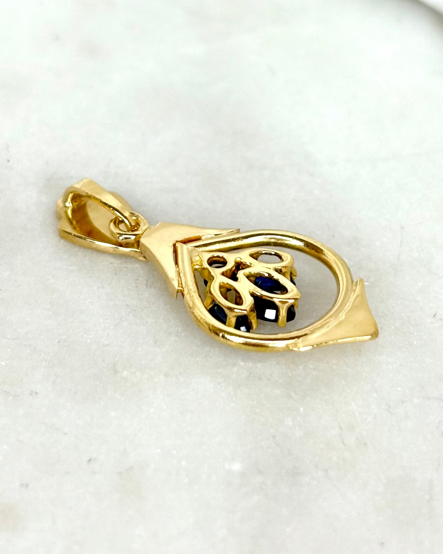 Pendentif 4 Saphirs 0.70 carat &quot;Syrine&quot;