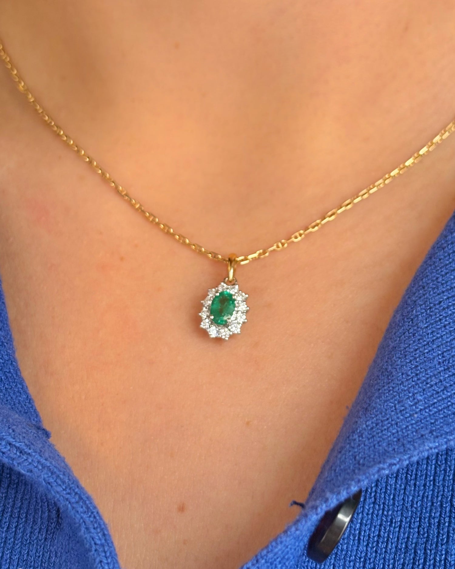 Colgante Margarita Esmeralda de 0.40 quilates y Diamantes de 0.24 quilates «Méline»