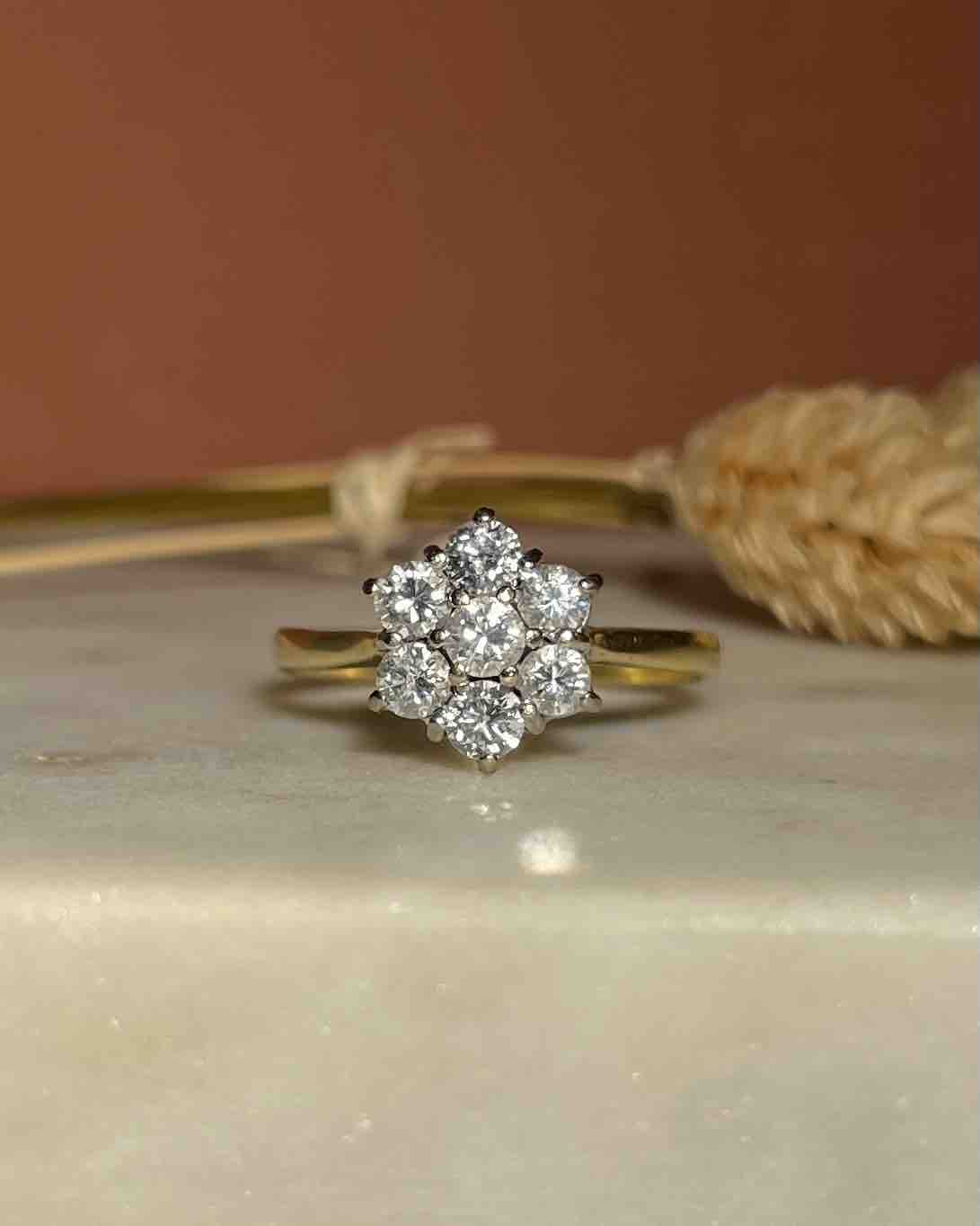 "Tila" Diamond Daisy Ring