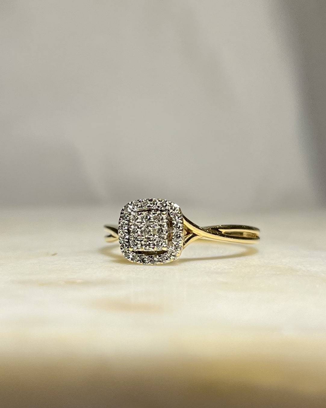 Anillo de diamantes estilo art déco "Kinsy"