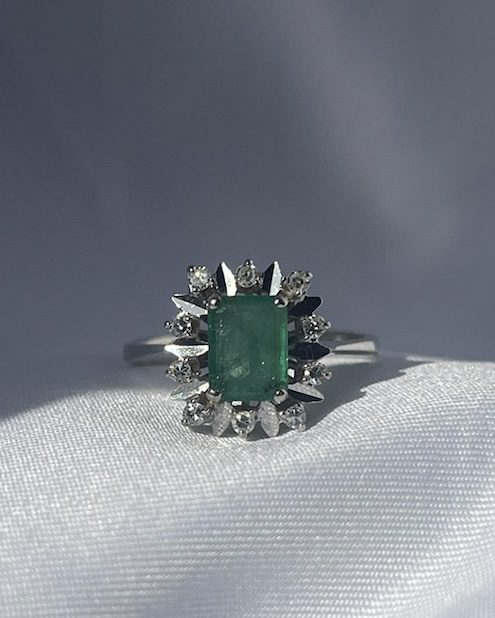 "Indira" Emerald and Diamond Daisy Ring