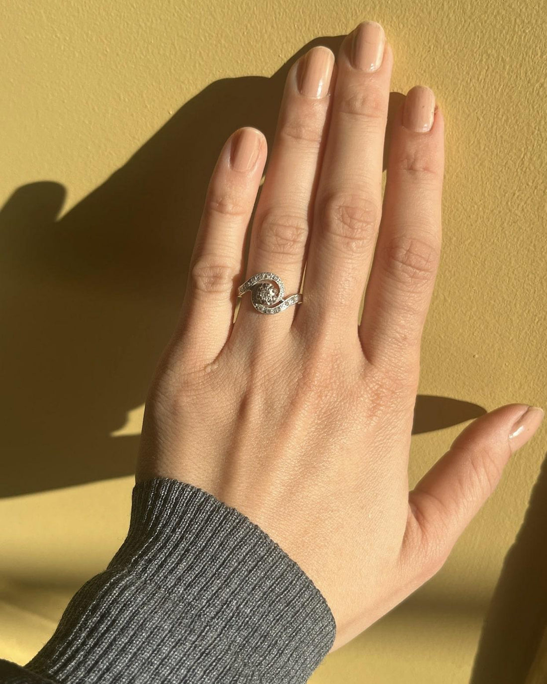 Bague vintage tourbillon diamants &quot;Ysaline&quot;