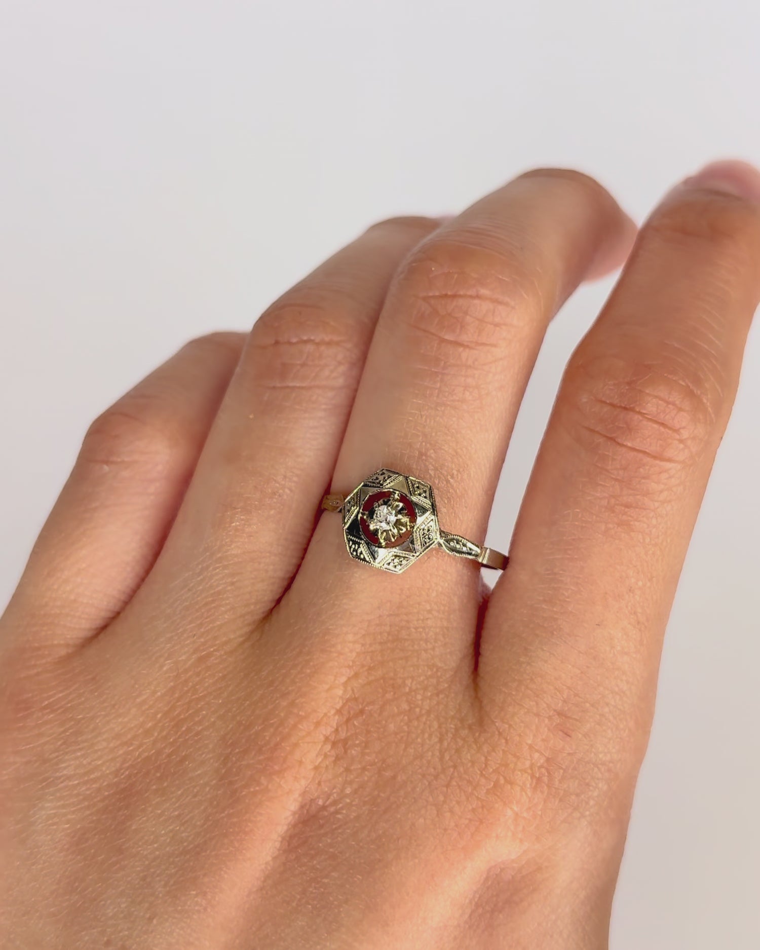 Art Deco Diamond Ring "Annick"