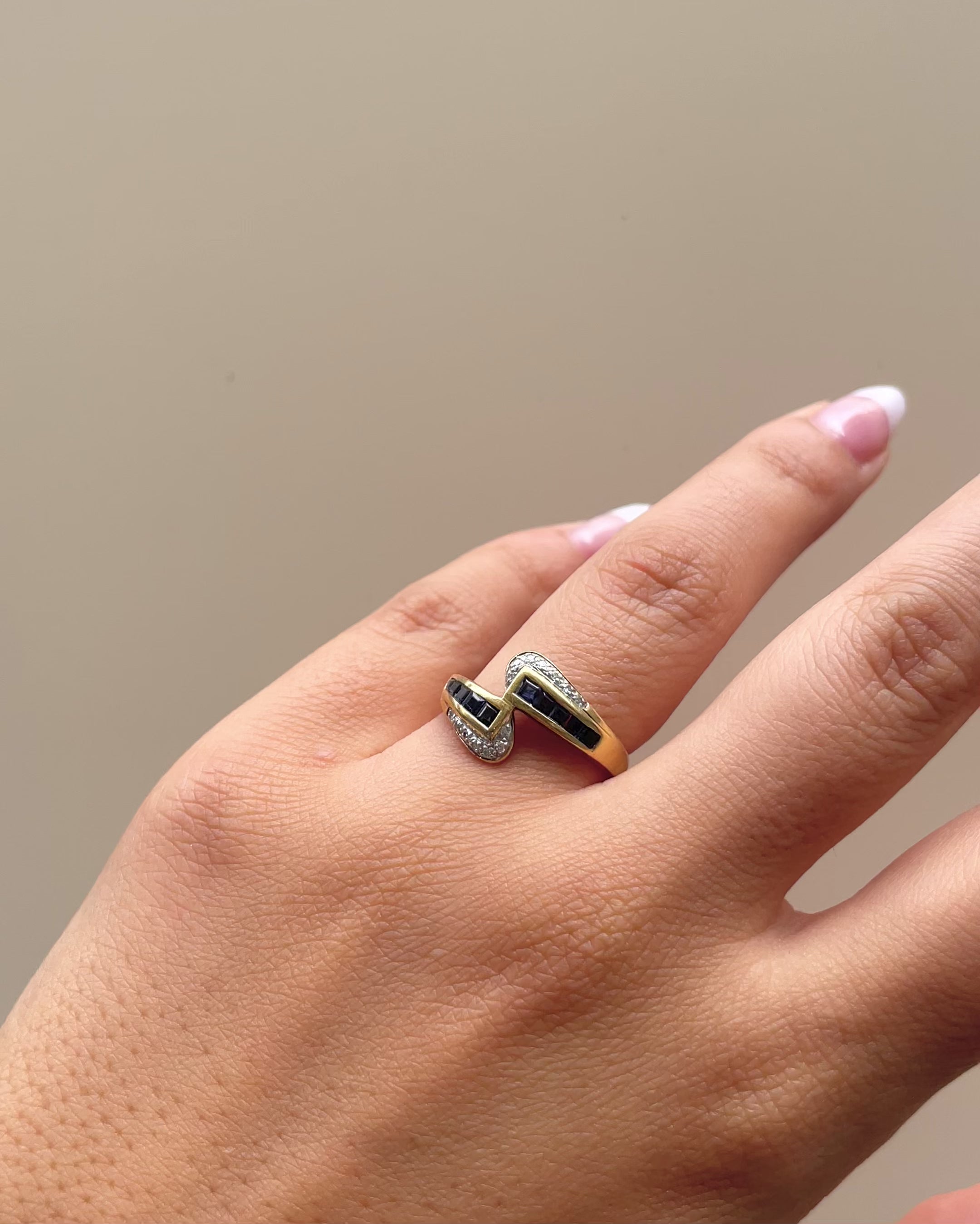 Bague Vintage Saphir et Diamants “Dyana”