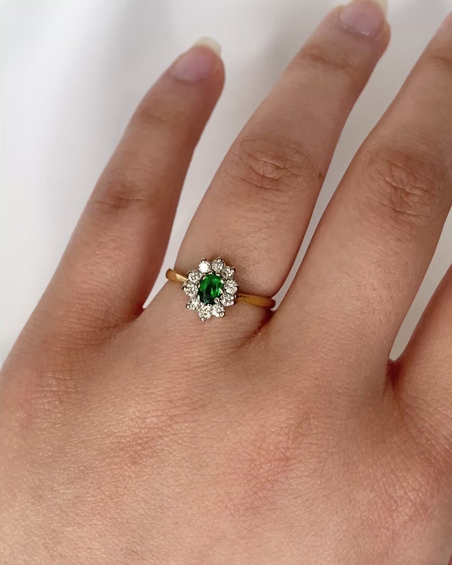 Bague Marguerite Grenat Tsavorite 0.50 carat &amp; Diamants 0.30 carat "Elina"
