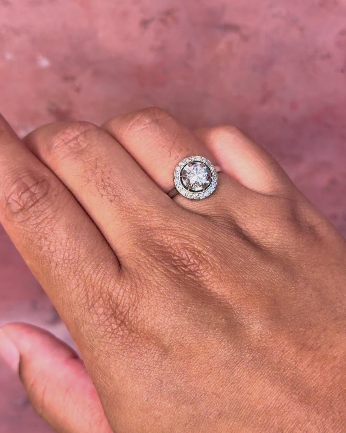 Anillo Art Déco con diamantes de 1.02 quilates "Adeline"