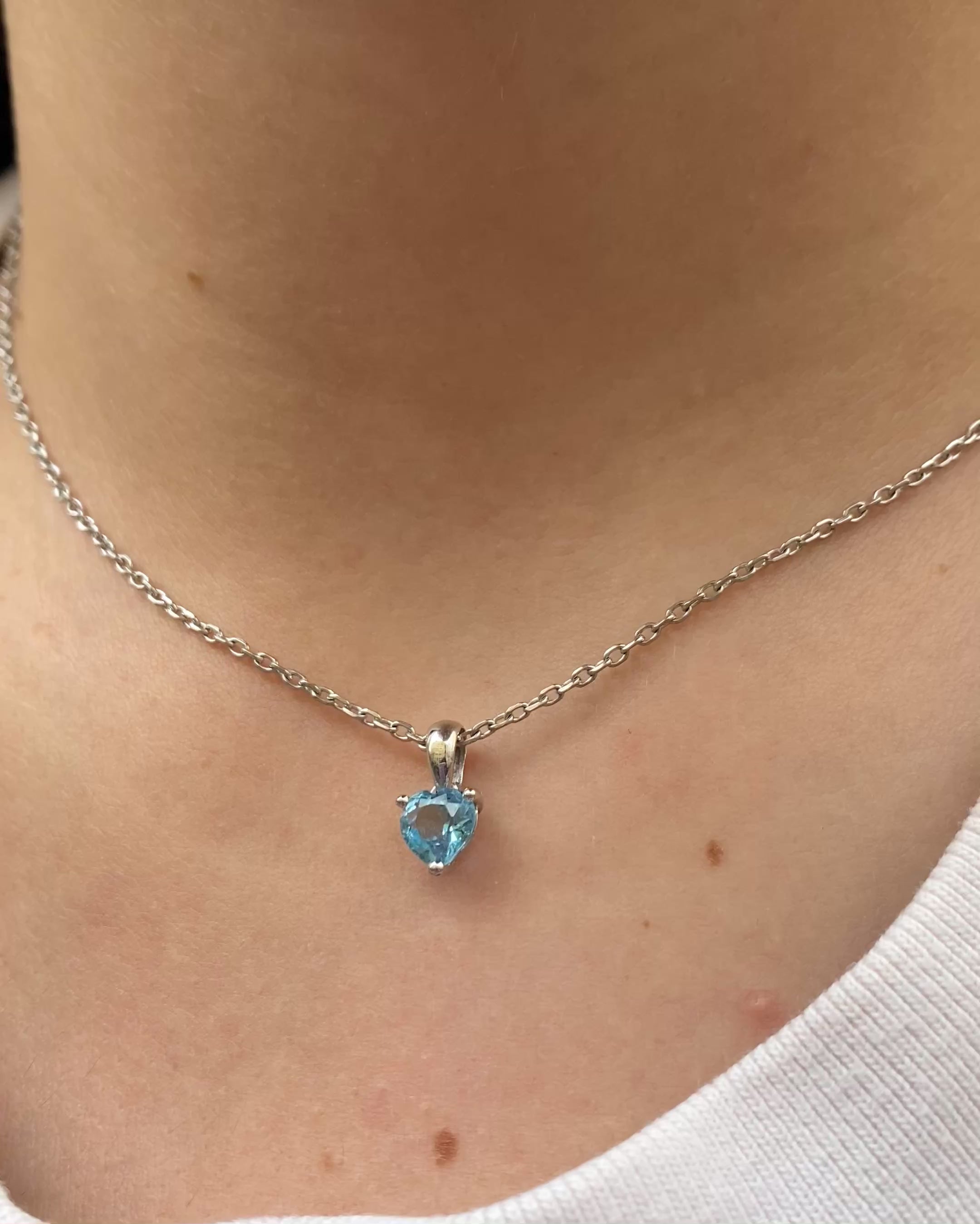 Pendentif Cœur Topaze 0.80 carat "Tanya"